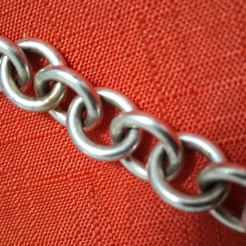 TIFFANY & CO. HEART TOGGLE NECKLACE - Picture 4 of 13